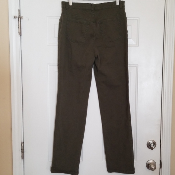 Gloria Vanderbilt Olive Jeans - Picture 2 of 4